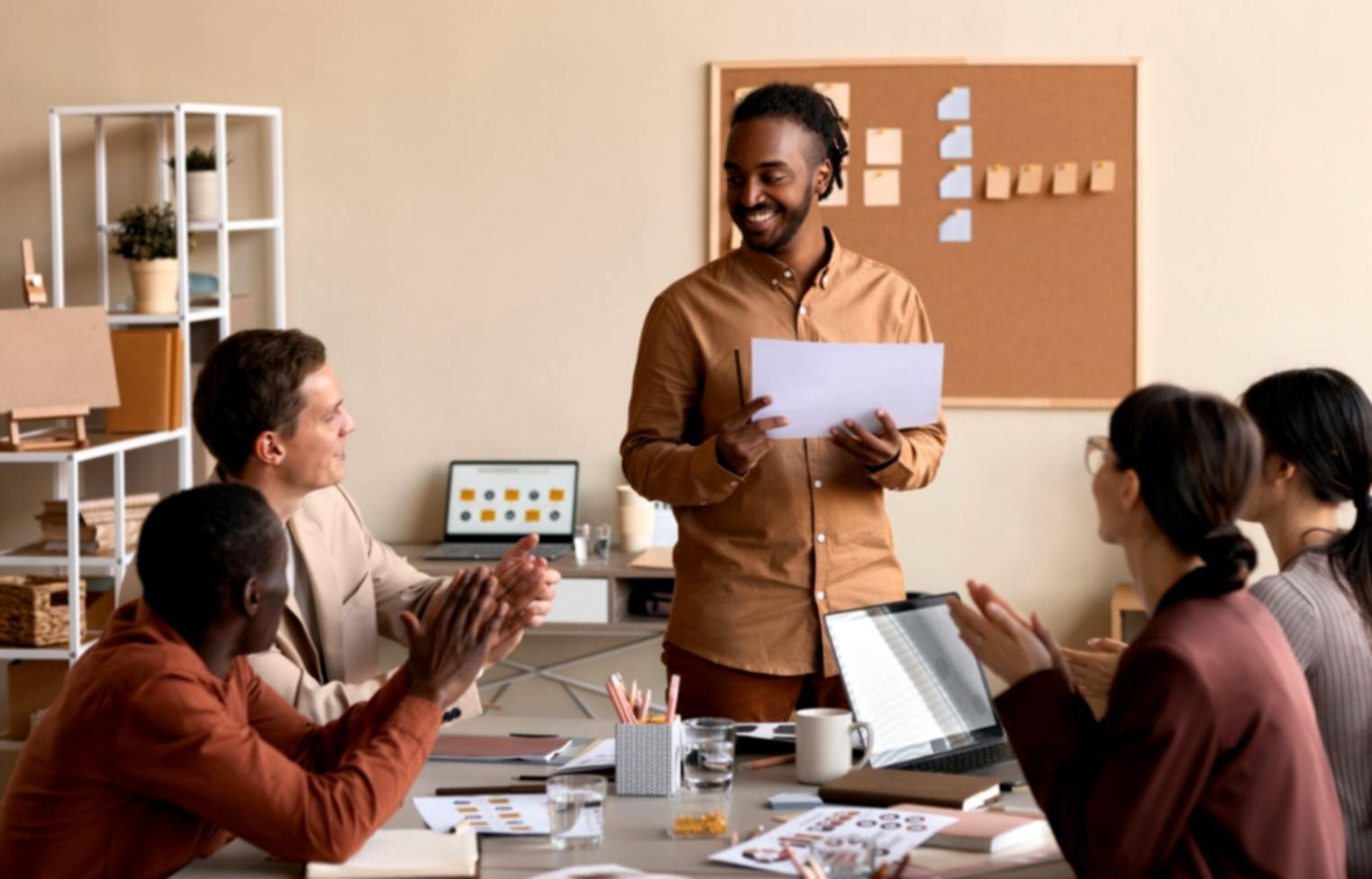 Bureau moderne avec analyses financières